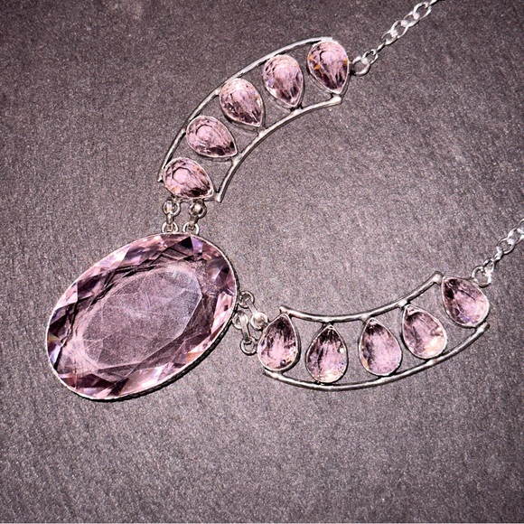 Exquisite Baby Pink Quartz + Pink Topaz statement cluster Necklace - Picture 5 of 13
